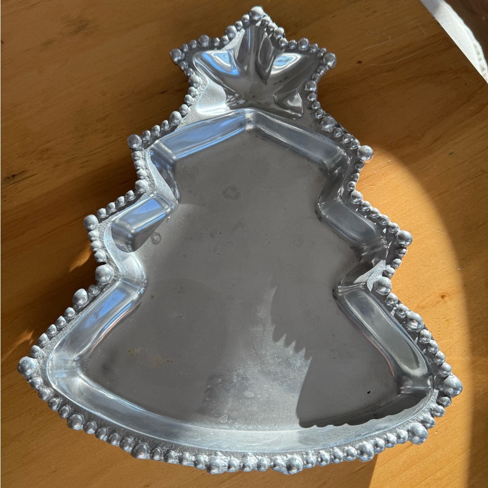 Metal Christmas serving platter. Antique vibe!